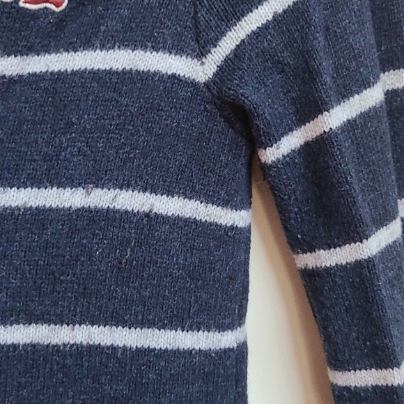 Sweater - Picture 3 of 4